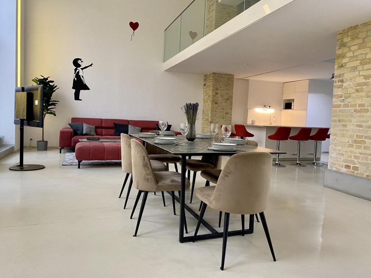 Loft With Pool Table, Kitchen Island & Gallery Berlin Extérieur photo